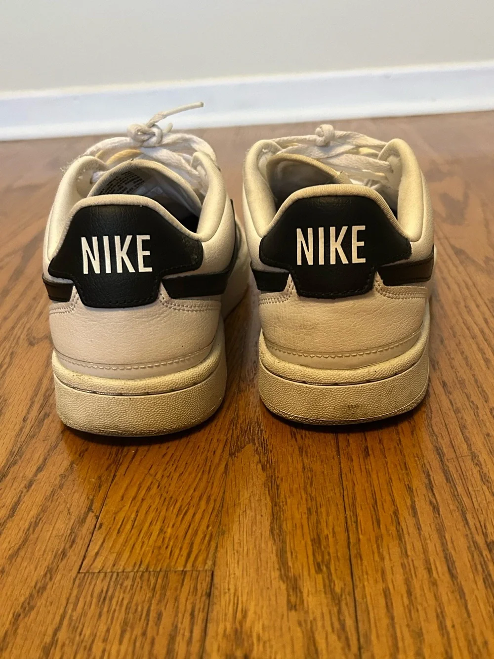 Nike White Sneakers with Black Swoosh - Picture 4 of 5